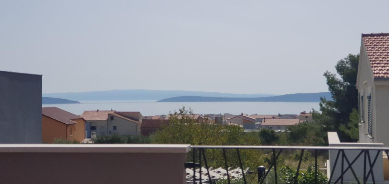 Villa Fides With Private Pool, Garden And Sea View Kaštel Novi Kültér fotó